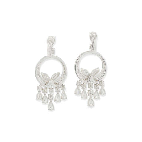 GRAFF DIAMOND 'BUTTERFLY' NECKLACE AND EARRING SET - photo 6
