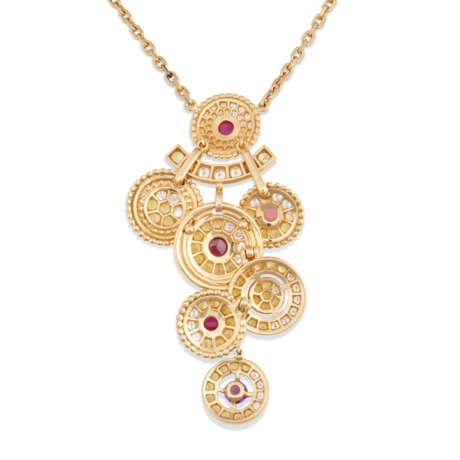 BOUCHERON GEM SET AND DIAMOND 'SHEHERAZADE' NECKLACE, EARRING AND RING SUITE - photo 3