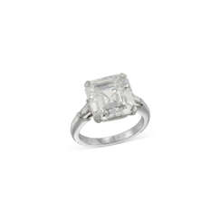 GRAFF DIAMOND RING