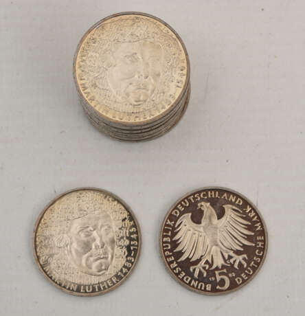 SILBER KONVOLUT, Verschiedene Münzen, 267 gramm (1) - Foto 17
