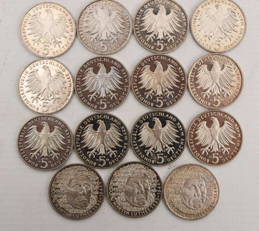 SILBER KONVOLUT, Verschiedene Münzen, 267 gramm (1) - Foto 18