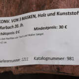 KONV. VON 3 MASKEN, Holz und Kunststoff, Marbach 20. Jahrhundert - фото 15