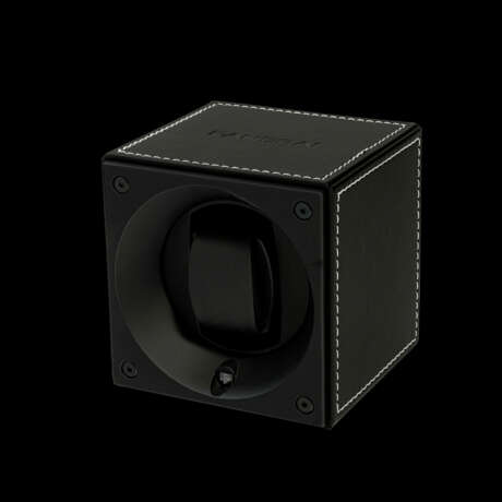 PANERAI, A PRESENTATION BOX WITH WINDING MECHANISM - photo 2