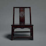 A SET OF FOUR CARVED ZITAN LOW CHAIRS - фото 4