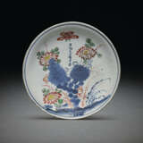A RARE ENAMELLED BLUE AND WHITE SAUCER DISH - photo 1
