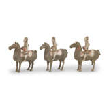 THREE PAINTED POTTERY EQUESTRIAN FIGURES - photo 1