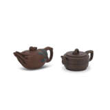 TWO YIXING TEAPOTS AND COVERS - photo 3