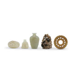 A GROUP OF FIVE JADE CARVINGS