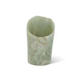 TWO JADE BI DISCS AND A CELADON JADE HOOF-SHAPED ORNAMENT - photo 3