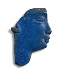 AN EGYPTIAN BLUE GLASS FACE INLAY