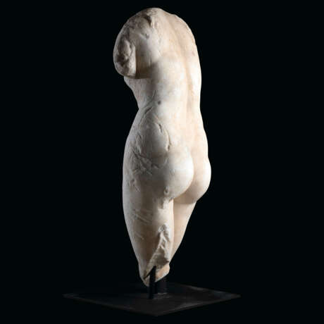 A ROMAN MARBLE VENUS - Foto 2