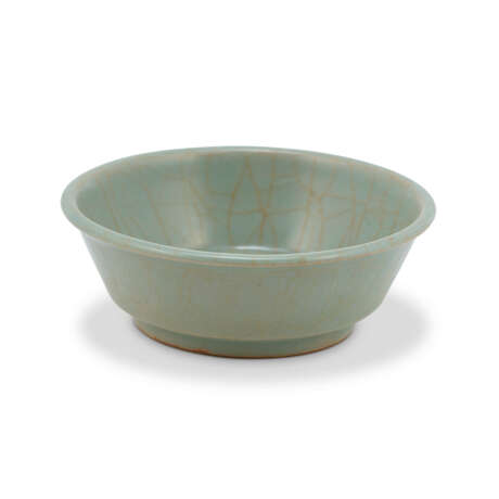 A LONGQUAN GUAN-TYPE CELADON WASHER - Foto 3