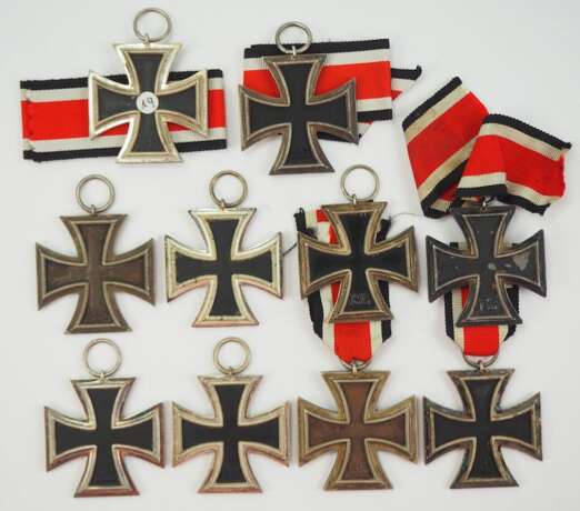 Lot von 10 Eisernen Kreuzen, 1939, 2. Klasse. - photo 2