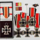 Lot von 6 Eisernen Kreuzen, 1939, 2. Klasse. - Foto 1