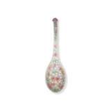 A FAMILLE ROSE CRACKED ICE-GROUND 'BAMBOO AND PRUNUS' SPOON - photo 5