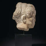 A ROMAN MARBLE PORTRAIT HEAD OF A WOMAN - photo 4