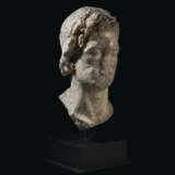 A MONUMENTAL GREEK HEAD OF ALEXANDER THE GREAT - photo 1