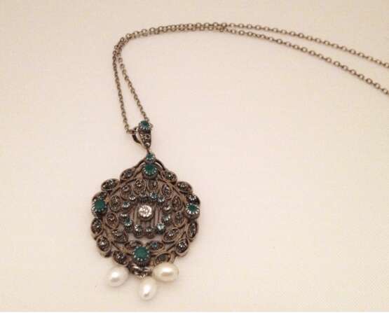 “Pendant with diamond emeralds and pearls” - photo 1