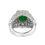 EMERALD AND DIAMOND RING MOUNTED BY CARTIER - Foto 5