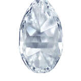 A RARE COLORED DIAMOND AND DIAMOND PENDANT-NECKLACE - фото 9