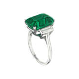 EMERALD AND DIAMOND RING - photo 7