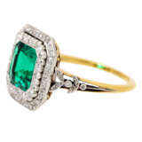 Ring mit Smaragd von intensivem, klaren Grün, ca. 2,2 ct, - photo 5