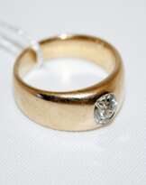 Кольцо с бриллиантом Кольцо с бриллиантом