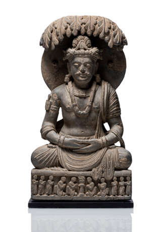 Schöne Skulptur eines Bodhisattva aus grauem Schiefer - photo 1