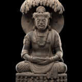 Schöne Skulptur eines Bodhisattva aus grauem Schiefer - фото 5