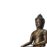 Feine, mit Silber eingelegte Bronze des Buddha Shakyamuni - Foto 3