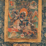 Thangka von Shri Devi in prächtiger Brokatmontierung - фото 1