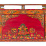 Drei teils vergoldete und polychrom bemalte Meditationsparavents mit Darstellungen von Mönchen - photo 2