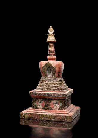 Der „Hundert-Nischen-Stupa“ - фото 1