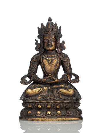 Feuervergoldete Bronze des Amitayus auf einem Lotus - фото 1