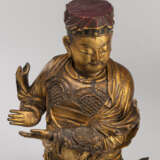 Große Figur des Guan Ping aus Holz mit Lackvergoldung - Foto 9