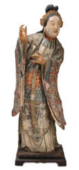 Große Figur einer Dame aus Holz mit polychromer und goldfarbener Stuckfassung