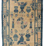 Teppich mit der Darstellung von Antiquitäten - photo 1