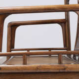 Feiner Stuhl aus 'huanghuali' und Wurzelholz - фото 5