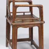 Feiner Stuhl aus 'huanghuali' und Wurzelholz - фото 8