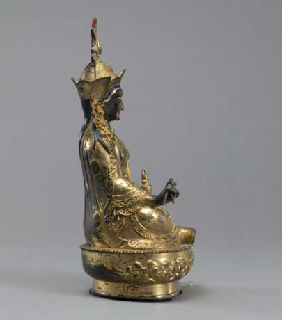 Teilvergoldete Bronze des Padmasambhava - фото 2