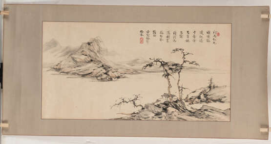 Fächer aus Bambus mit Landschaftdarstellung und Kalligrafie und Albumblatt mit Flusslandschaftsmalerei. Tusche und Farben auf Papier - Foto 5