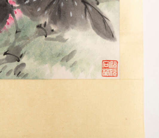 Malerei mit Darstellung von Begonien im Herbst, Tusche und Farbe auf Papier, als Hängerolle montiert - фото 3