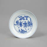 Kleiner Teller aus Porzellan mit unterglasurblauem Dekor - фото 1