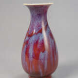 Birnenförmige Vase mit Flambé-Glasur - photo 3