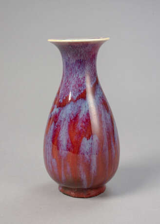 Birnenförmige Vase mit Flambé-Glasur - photo 3