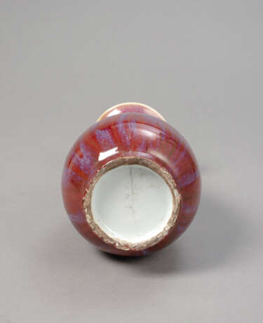 Birnenförmige Vase mit Flambé-Glasur - photo 4