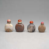 Vier Snuffbottles aus Achat und anderem Stein - фото 2