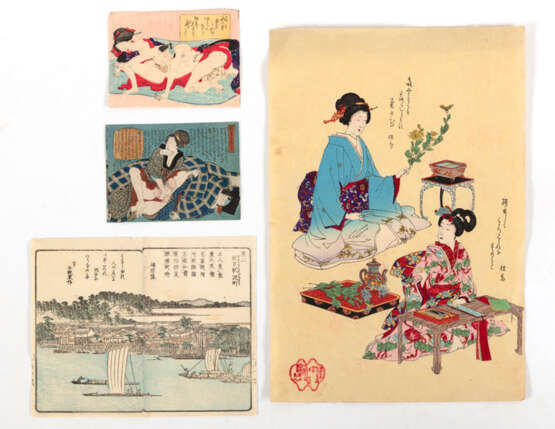 Drei Oban tate-e und ein Diptychon von diversen Künstlern u.a Toyokuni III, eine Doppelbuchseite von Matsukawa Hanzan und zwei kleine Albumblätter mit erotischen Sujets - фото 4