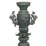 Monumentale Bronze-Vase - photo 1
