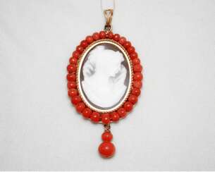 Pendant with cameo and coral